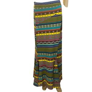 Poof! Womens Maxi Skirt Winter Print Size M NWT Boho‎ Retro Festival Holiday